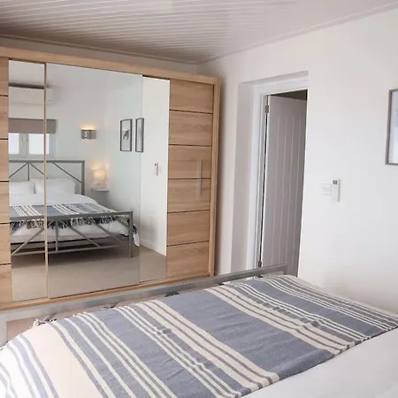 Ocean View Apartment, Beautiful Sea Views Margate Exterior photo