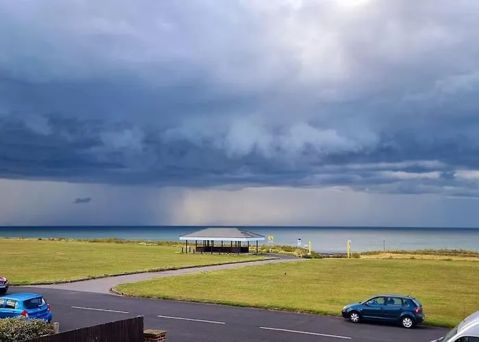 Ocean View Apartment, Beautiful Sea Views